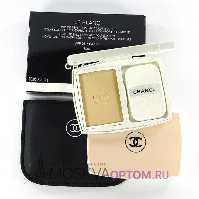 Тональная основа Chanel Le Blanc Brightening Compact Foundation SPF25 / PA+++ (тон B20)